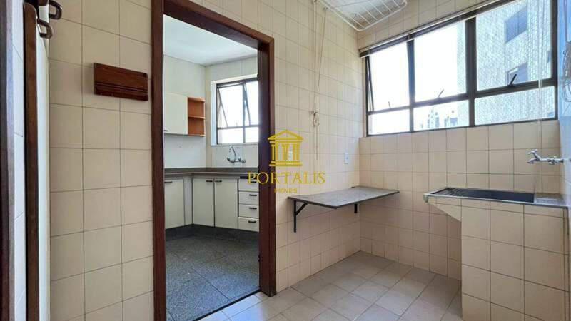 Apartamento, Cruzeiro, 4 Quartos, 2 Vagas, 1 Suíte