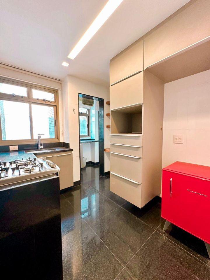 Apartamento, Funcionários, 3 Quartos, 2 Vagas, 2 Suítes