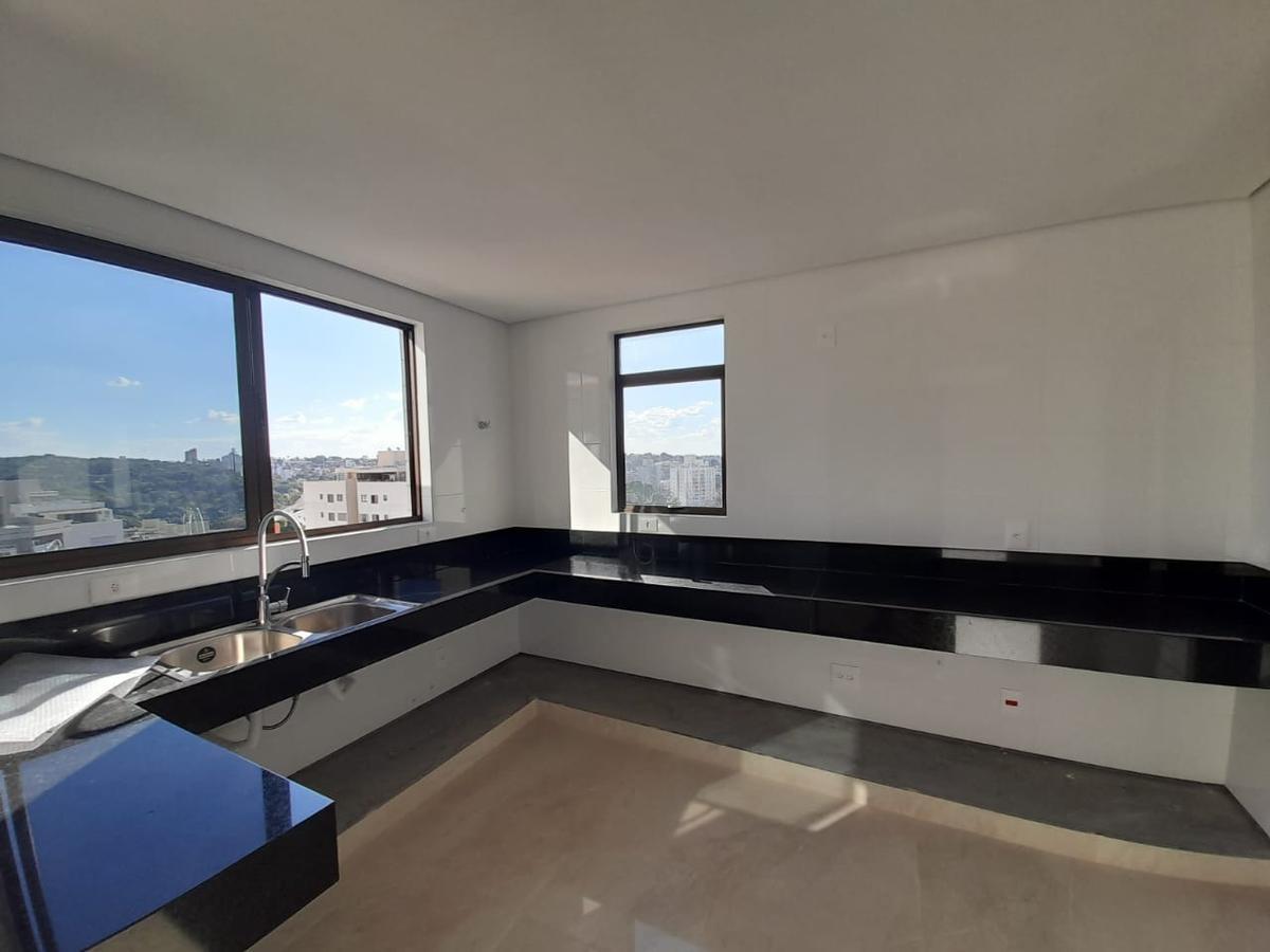 Apartamento, Liberdade, 4 Quartos, 4 Vagas, 2 Suítes