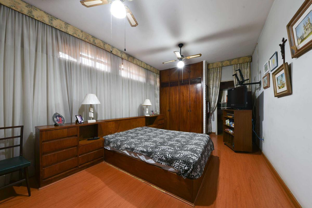 Casa, Santa Lúcia, 5 Quartos, 4 Vagas, 3 Suítes
