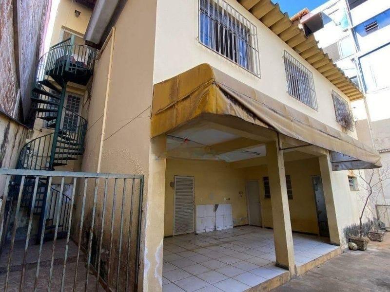 Casa, Nova Granada, 4 Quartos, 2 Vagas, 1 Suíte