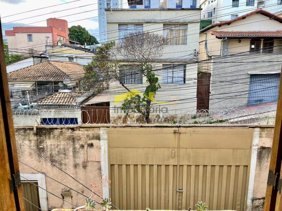 Casa, Nova Suíssa, 4 Quartos, 5 Vagas, 1 Suíte