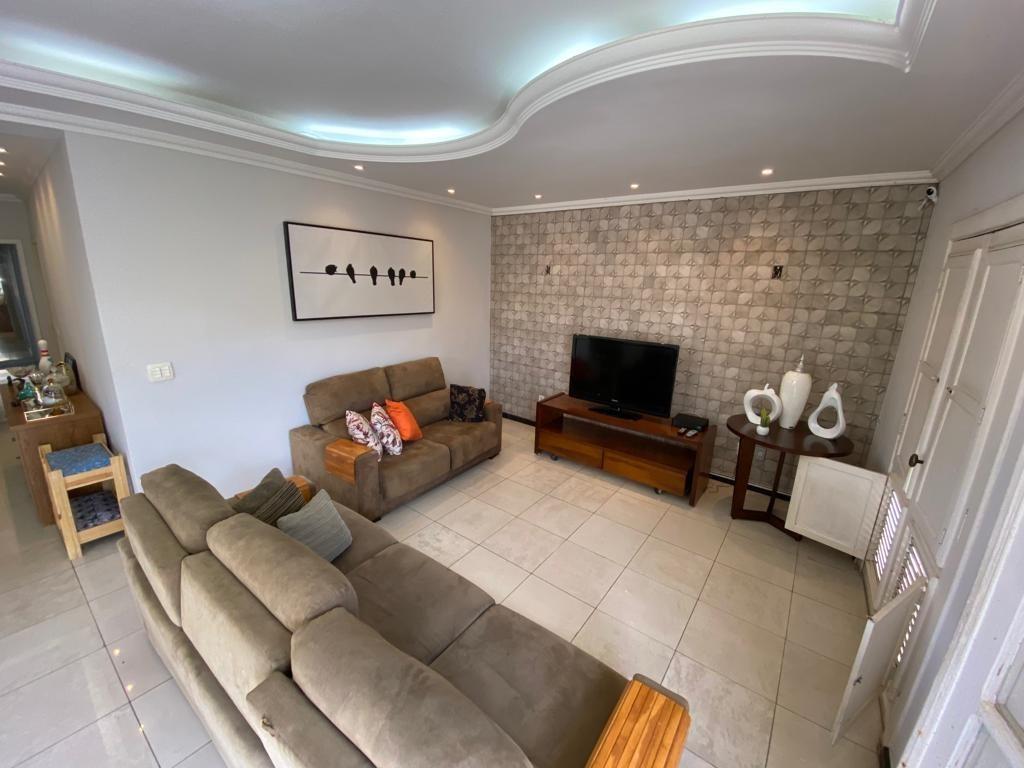 Casa, Álvaro Camargos, 3 Quartos, 4 Vagas, 1 Suíte