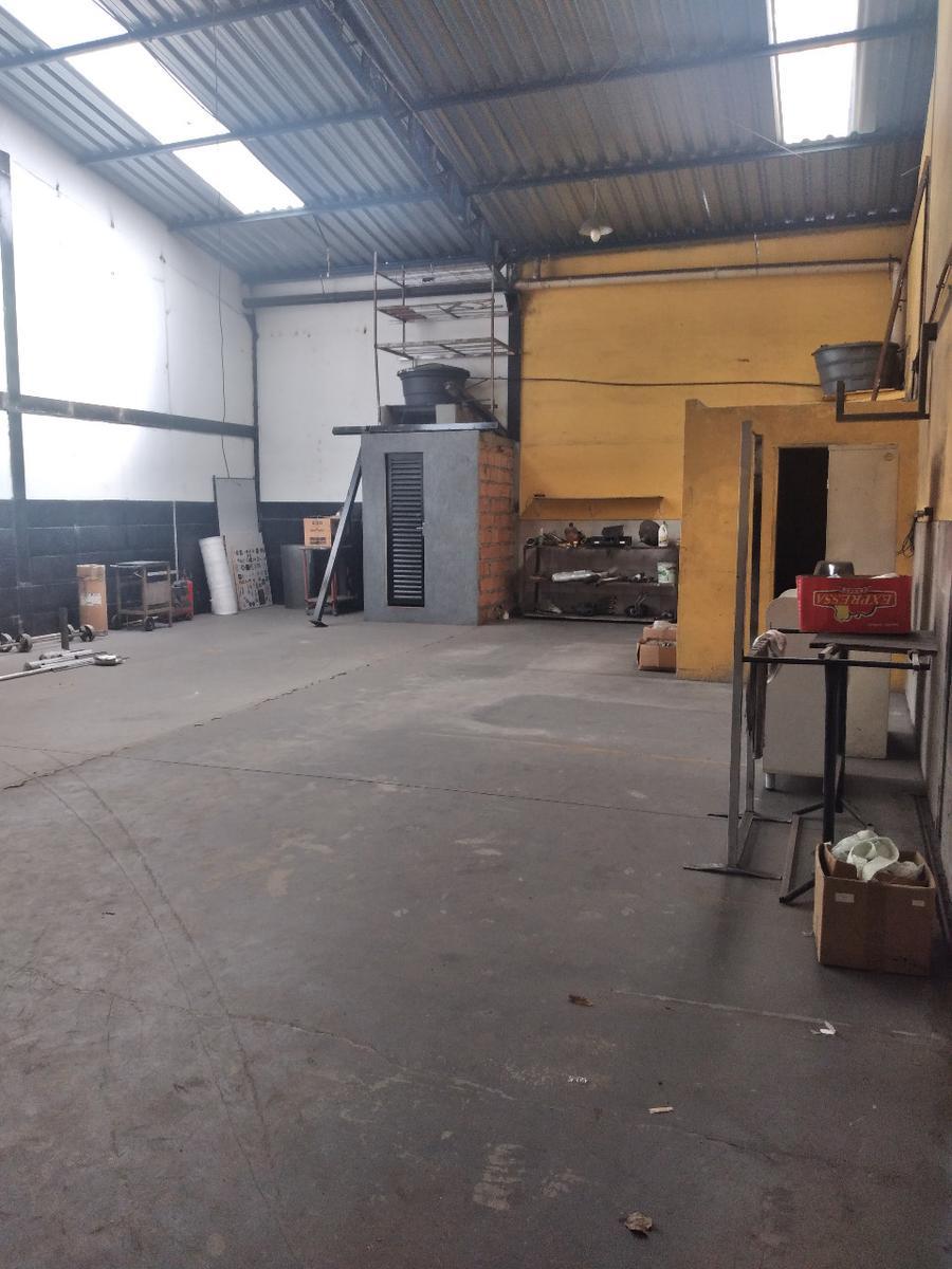 Galpão, Jardim Montanhês, 0 Quarto, 0 Vaga