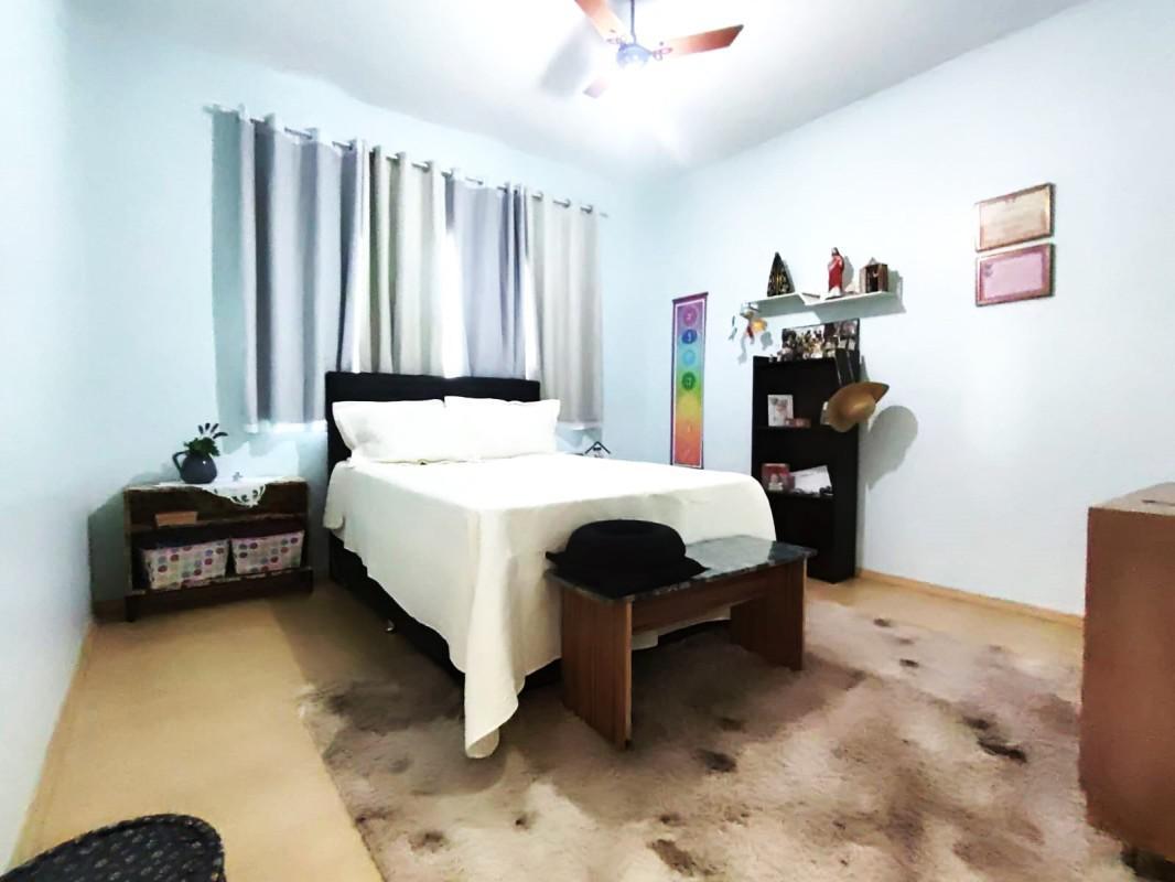 Casa, Europa, 8 Quartos, 3 Vagas, 2 Suítes