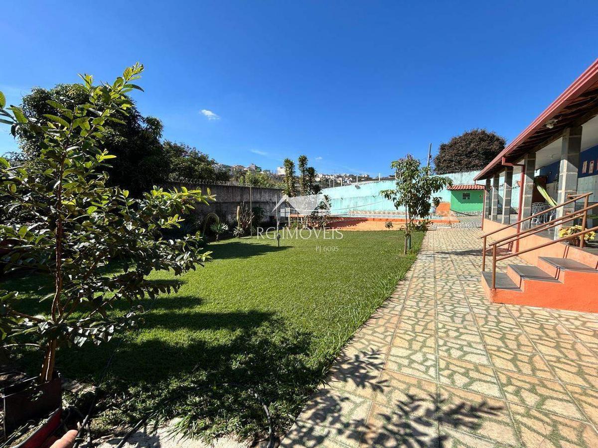 Casa, Castanheira (barreiro), 3 Quartos, 18 Vagas, 1 Suíte