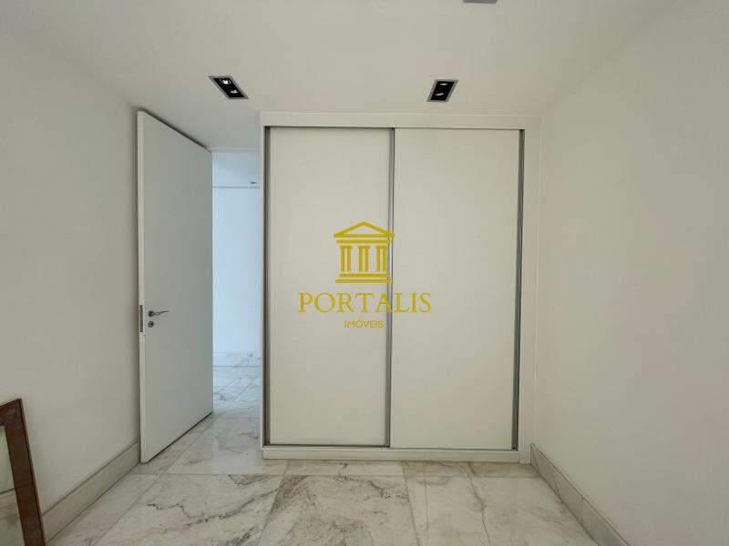 Cobertura, Savassi, 4 Quartos, 3 Vagas, 2 Suítes