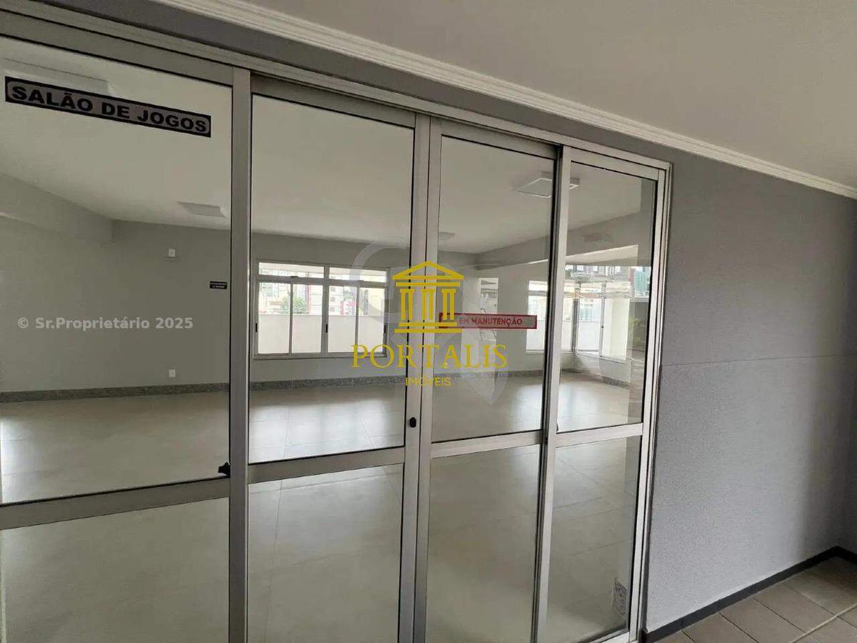 Apartamento, Estoril, 3 Quartos, 1 Vaga, 1 Suíte