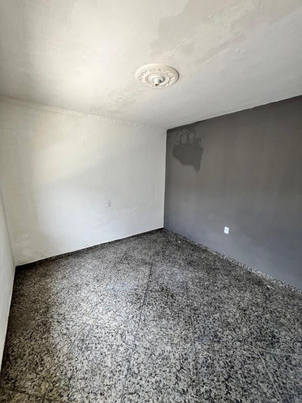 Casa, Conjunto Habitacional Centenário, 2 Quartos, 0 Vaga