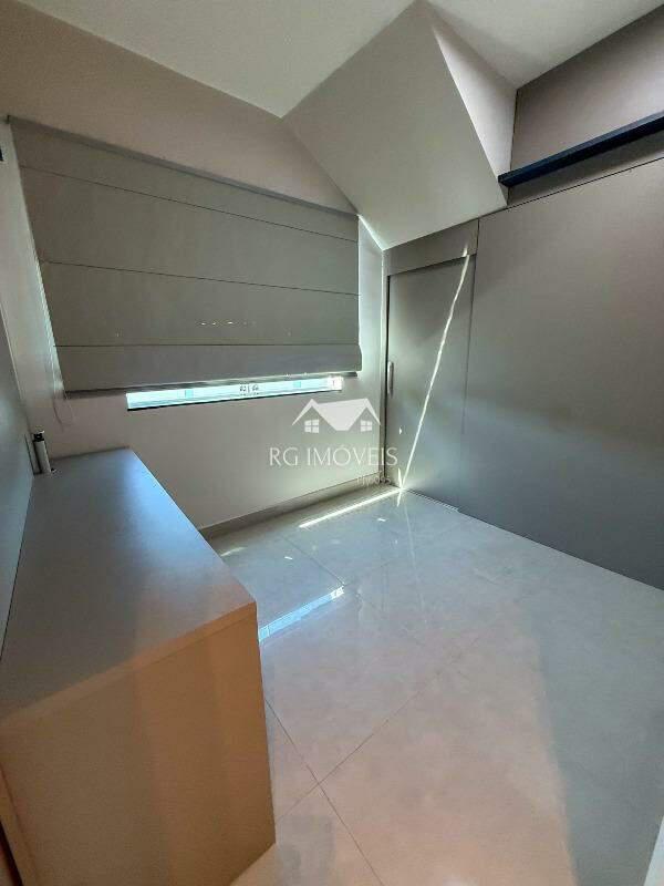 Casa, Brasil Industrial, 8 Quartos, 3 Vagas, 3 Suítes