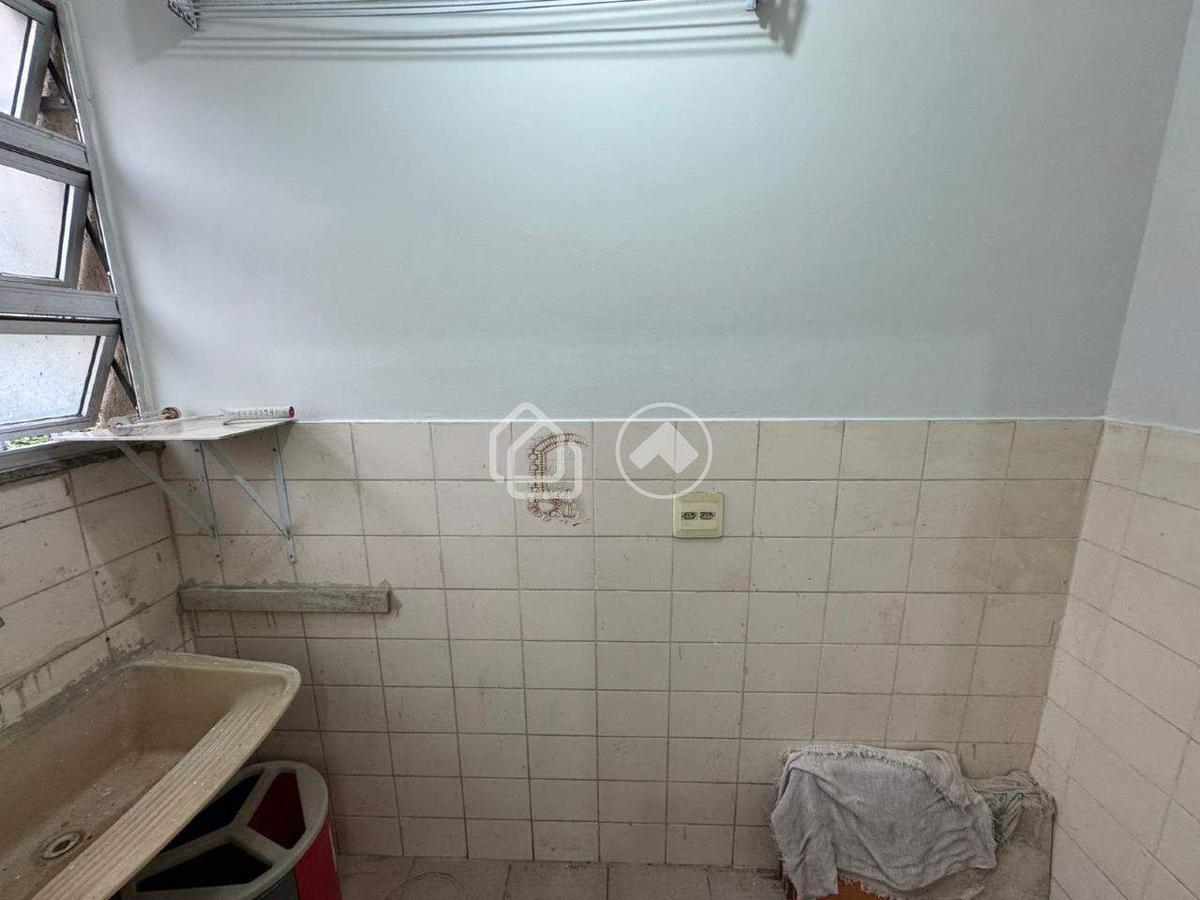 Apartamento, Estoril, 2 Quartos, 1 Vaga