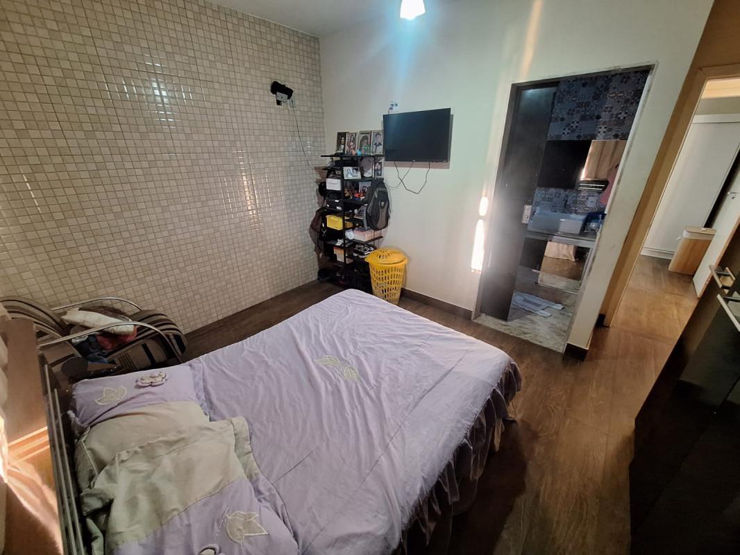Casa, Sevilha (2 Seção), 3 Quartos, 2 Vagas, 1 Suíte