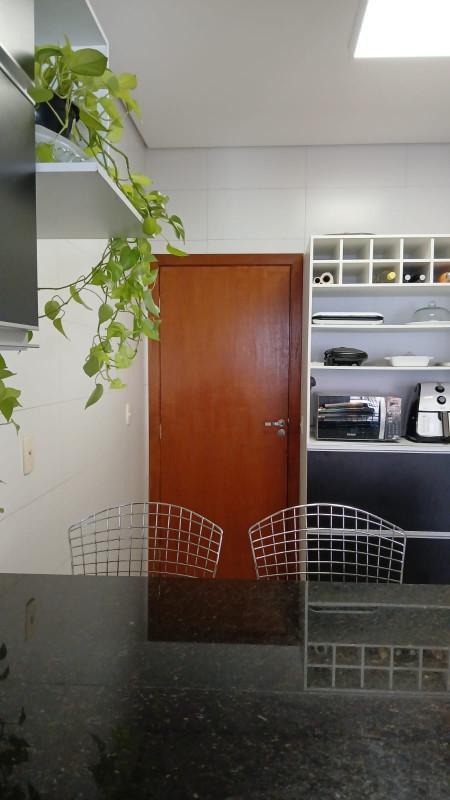 Casa, Álvaro Camargos, 3 Quartos, 2 Vagas, 1 Suíte
