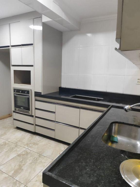 Casa, Vila Francisco de Moura, 2 Quartos, 1 Vaga