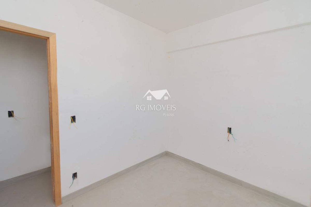 Apartamento, Barreiro, 3 Quartos, 2 Vagas, 1 Suíte
