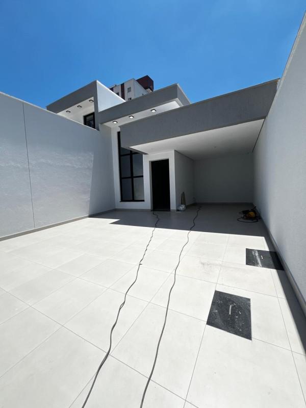 Casa, Europa, 3 Quartos, 3 Vagas, 1 Suíte