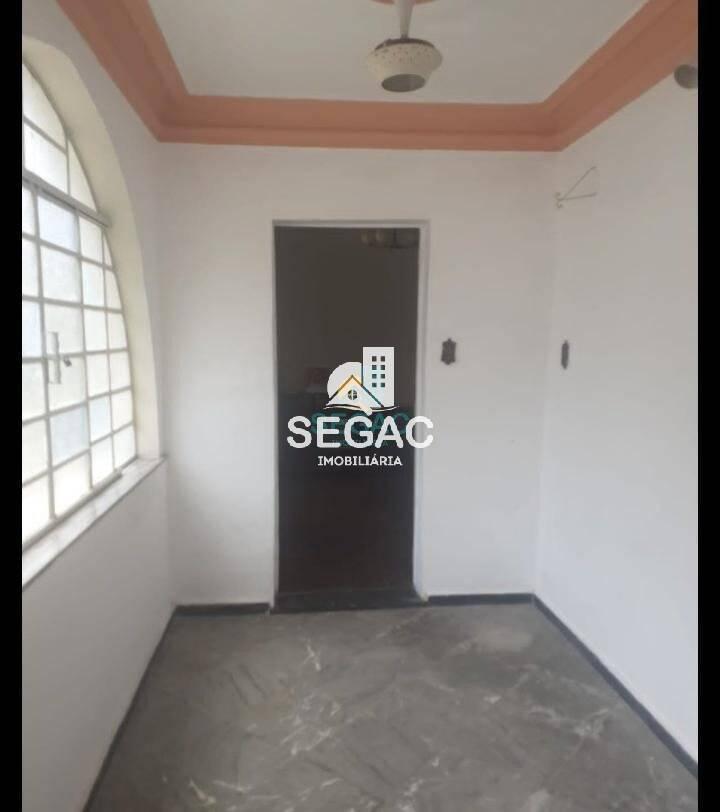 Casa, Sagrada Família, 5 Quartos, 1 Vaga