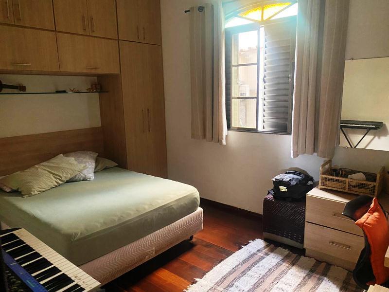 Casa, João Pinheiro, 3 Quartos, 5 Vagas, 1 Suíte