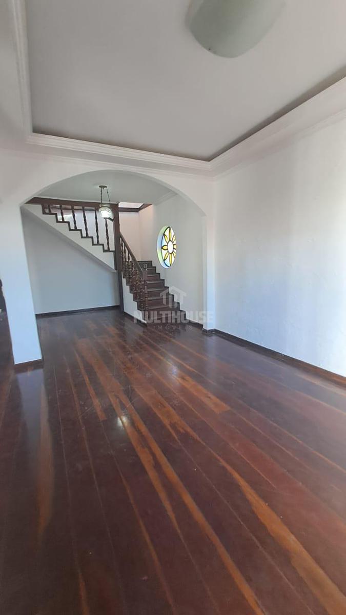 Casa, Candelária, 4 Quartos, 3 Vagas, 1 Suíte