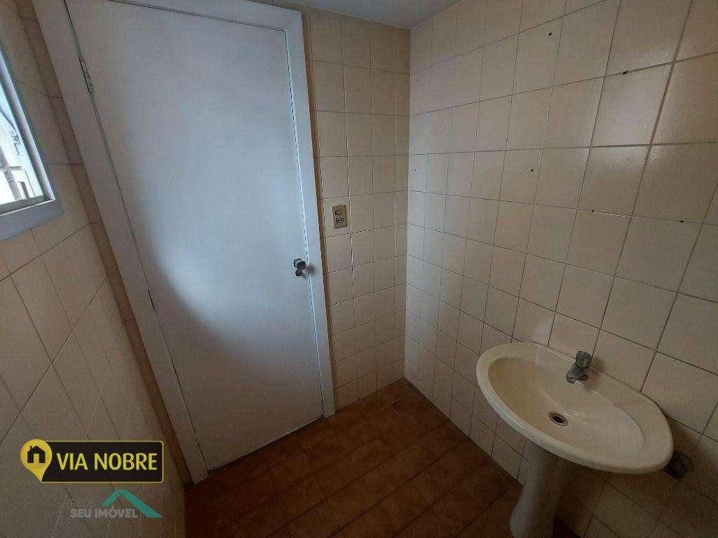 Sala, Lourdes