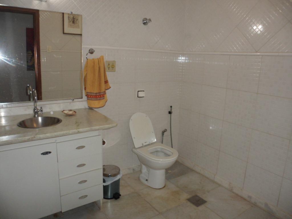 Casa, São Luiz (pampulha), 7 Quartos, 8 Vagas, 2 Suítes