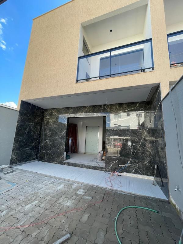 Casa, Masterville, 3 Quartos, 4 Vagas, 1 Suíte