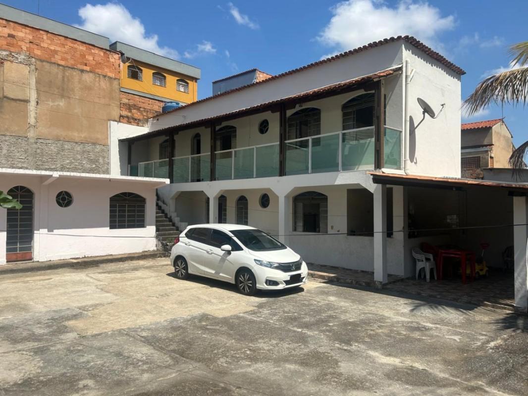 Casa, Fernão Dias, 3 Quartos, 8 Vagas
