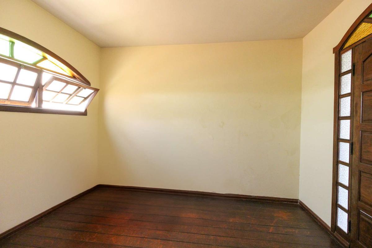 Casa, Itapoã, 3 Quartos, 2 Vagas, 1 Suíte
