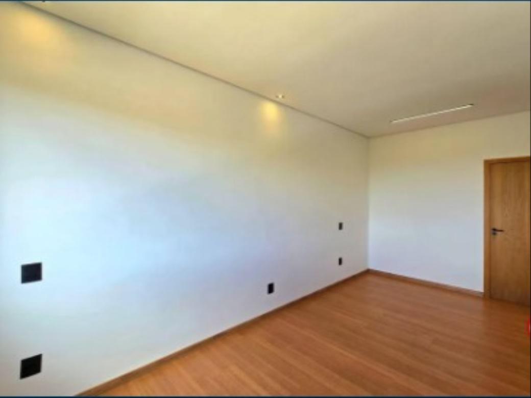 Casa em Condomínio, Água Limpa, 4 Quartos, 3 Suítes