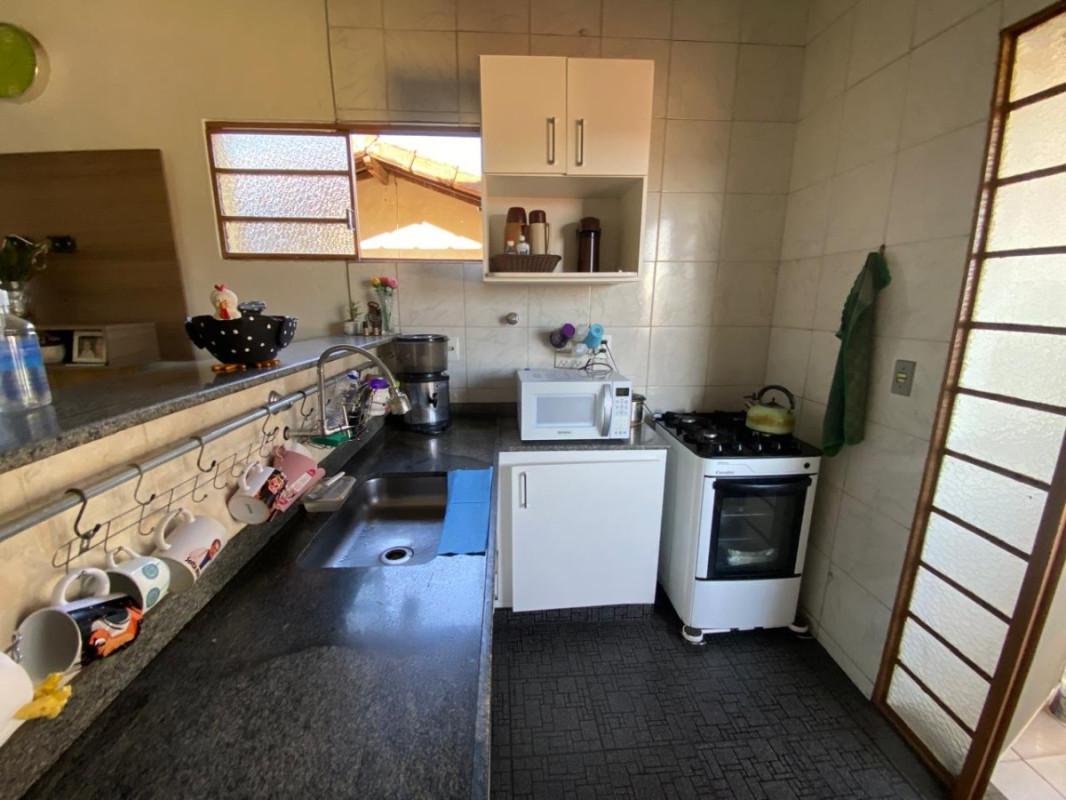 Casa, Planalto, 10 Quartos, 3 Vagas, 2 Suítes