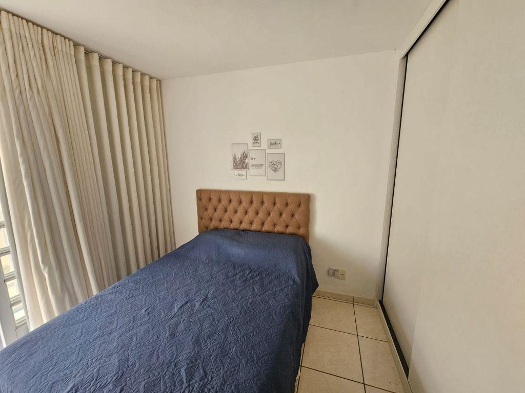 Casa, Vila Francisco de Moura, 2 Quartos, 1 Vaga