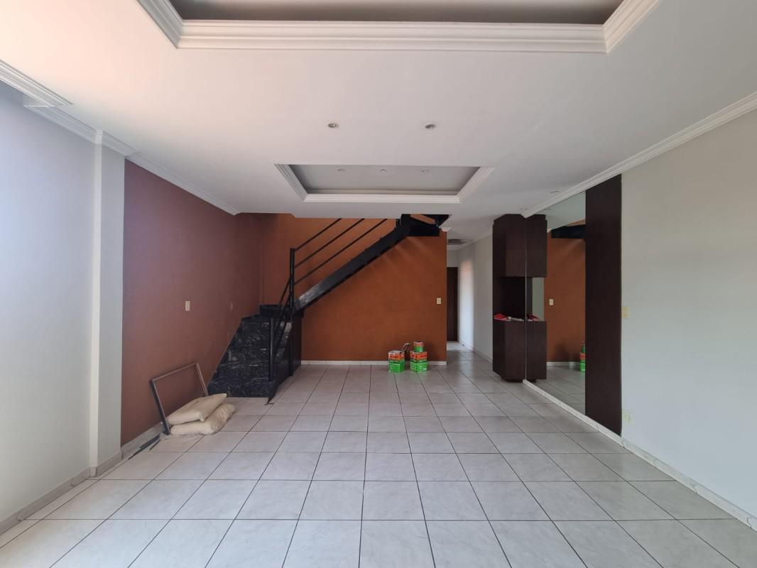 Cobertura, Jardim Riacho das Pedras, 4 Quartos, 2 Vagas, 2 Suítes