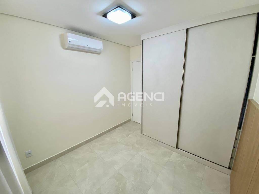 Apartamento, Cabral, 4 Quartos, 0 Vaga, 2 Suítes