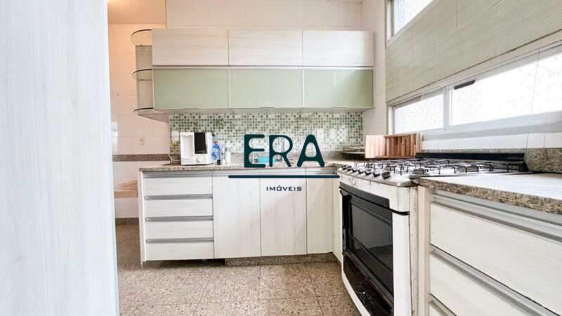 Apartamento, Funcionários, 4 Quartos, 2 Vagas, 1 Suíte