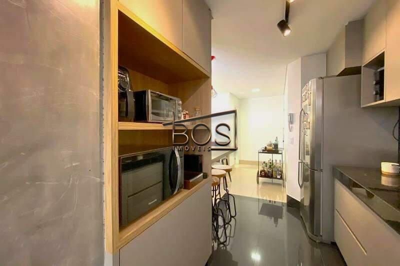 Apartamento, Funcionários, 2 Quartos, 2 Vagas, 2 Suítes