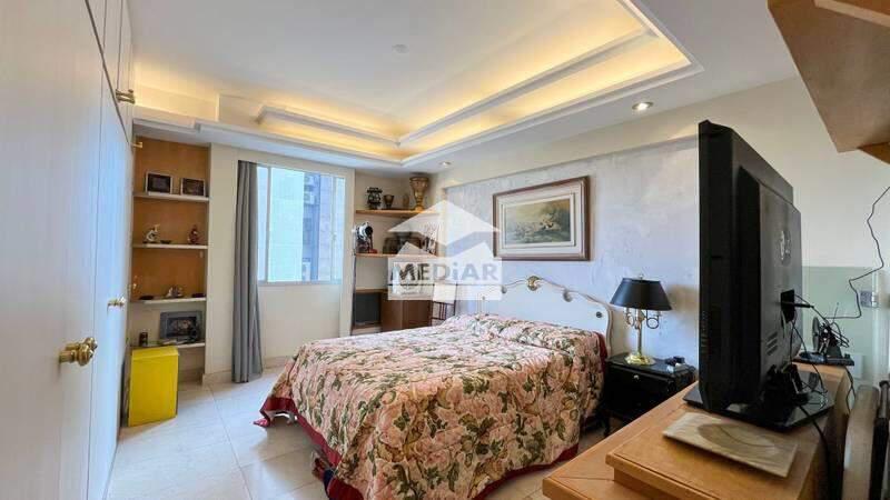 Apartamento, Funcionários, 4 Quartos, 2 Vagas, 1 Suíte