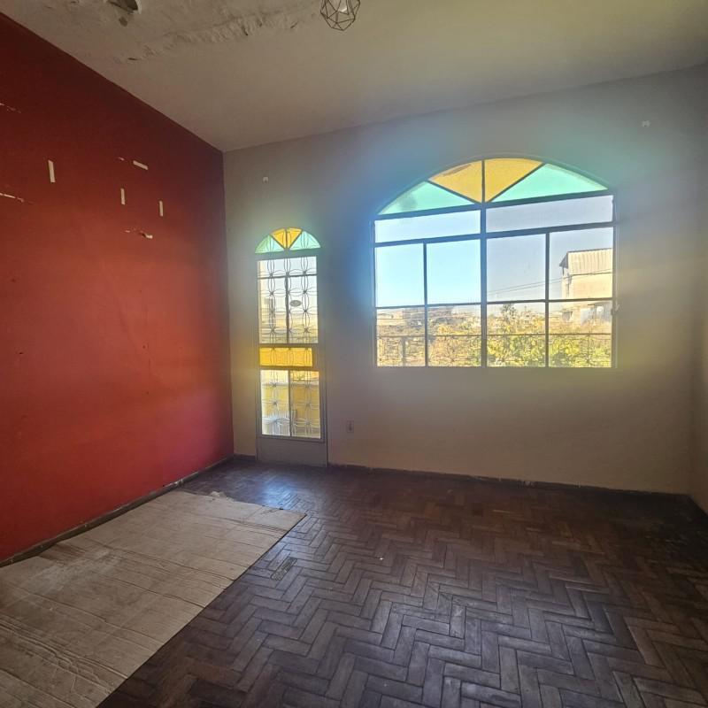 Casa Comercial, Nova Cintra, 5 Quartos, 2 Vagas, 1 Suíte