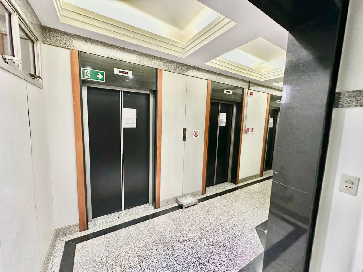 Sala, Lourdes, 1 Vaga