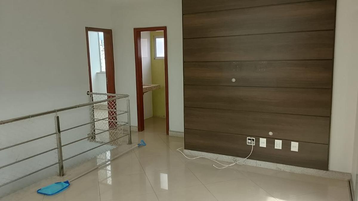 Cobertura, São Luiz (pampulha), 2 Quartos, 2 Vagas, 1 Suíte