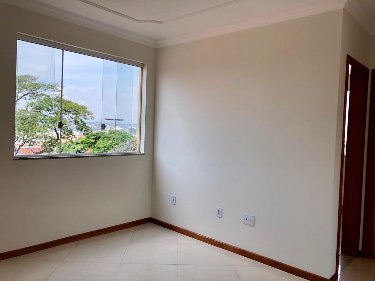 Apartamento, Santa Mônica, 2 Quartos, 1 Vaga, 0 Suíte