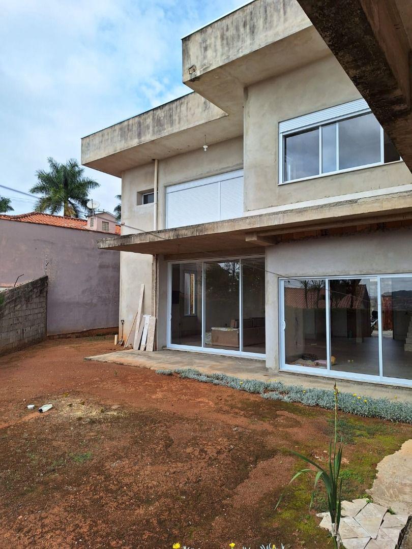 Casa, Rezende, 4 Quartos, 60 Vagas, 3 Suítes