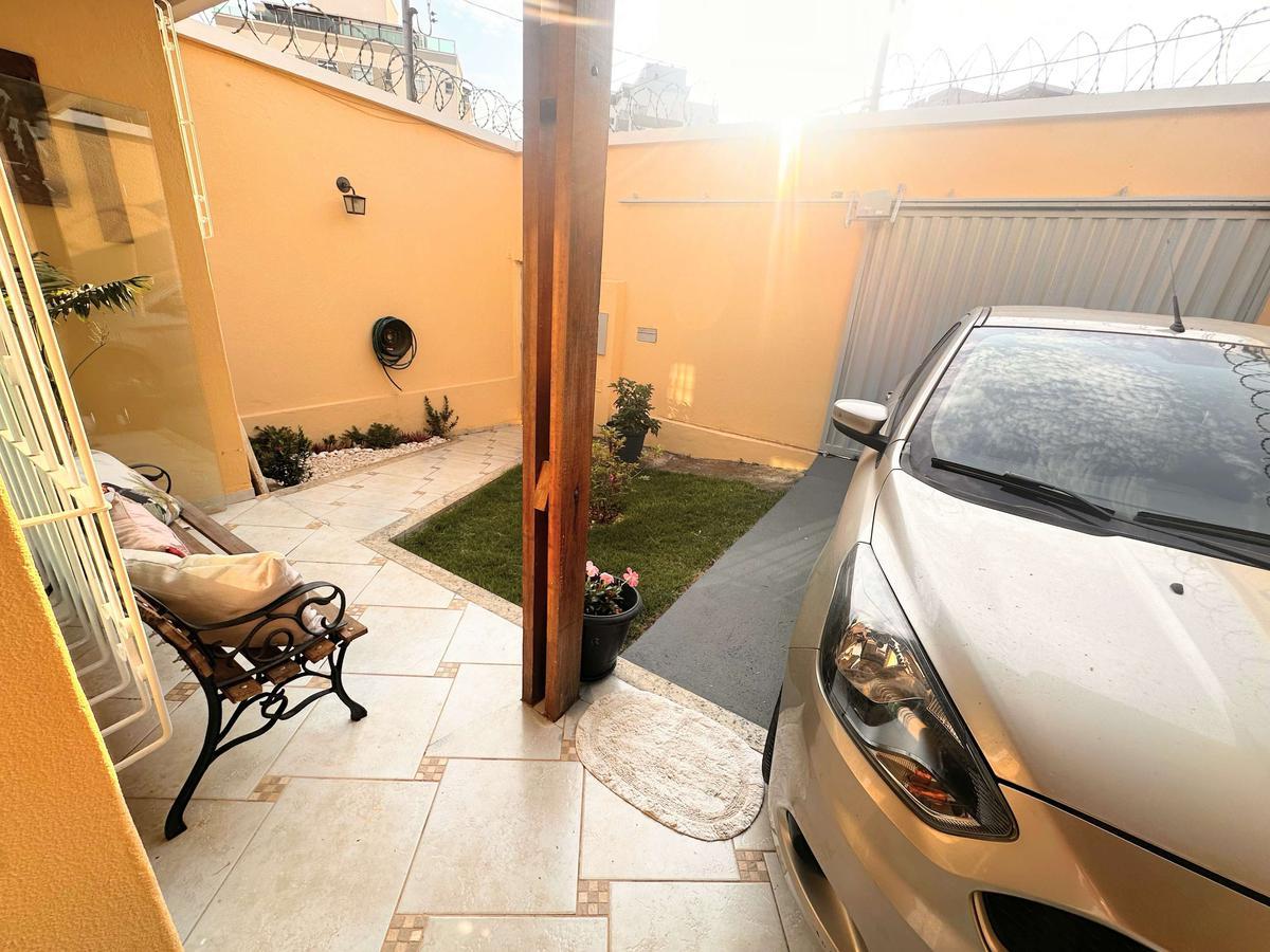 Casa, Fernão Dias, 3 Quartos, 2 Vagas, 1 Suíte