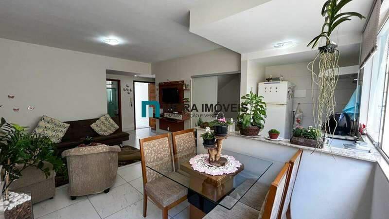 Casa, Santa Efigênia, 3 Quartos, 2 Vagas, 2 Suítes