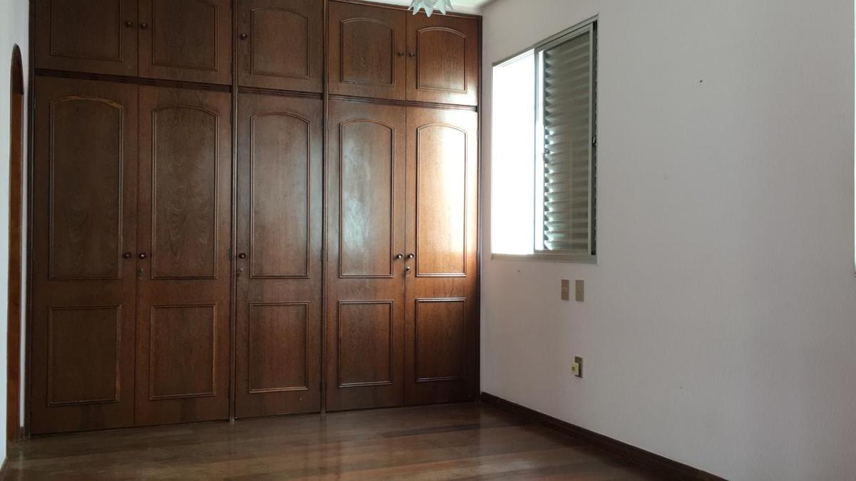 Apartamento, Funcionários, 4 Quartos, 3 Vagas, 1 Suíte