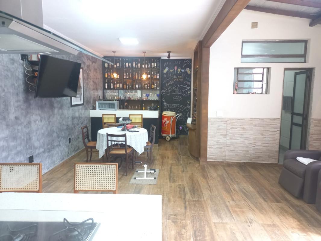 Casa, Itapoã, 3 Quartos, 2 Vagas, 1 Suíte