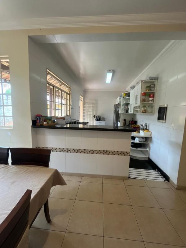 Casa, Bandeirantes (pampulha), 4 Quartos, 8 Vagas, 1 Suíte