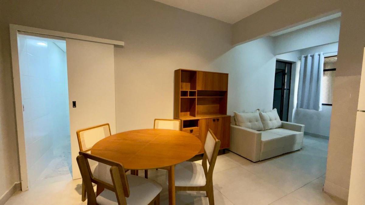 Apartamento, Centro, 2 Quartos, 0 Vaga, 1 Suíte