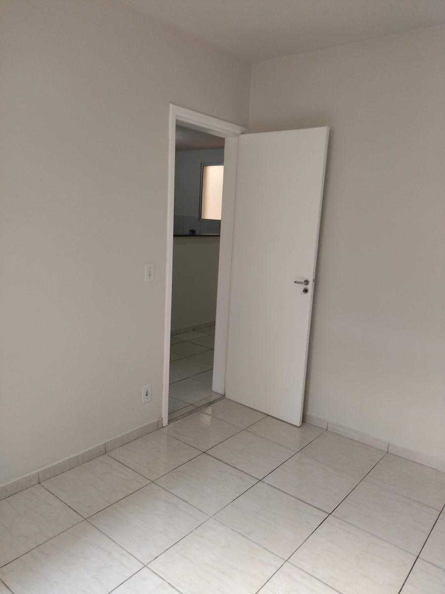 Apartamento, Jardim Riacho das Pedras, 2 Quartos, 1 Vaga