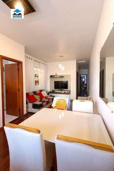 Casa, Buritis, 2 Quartos, 2 Vagas, 1 Suíte