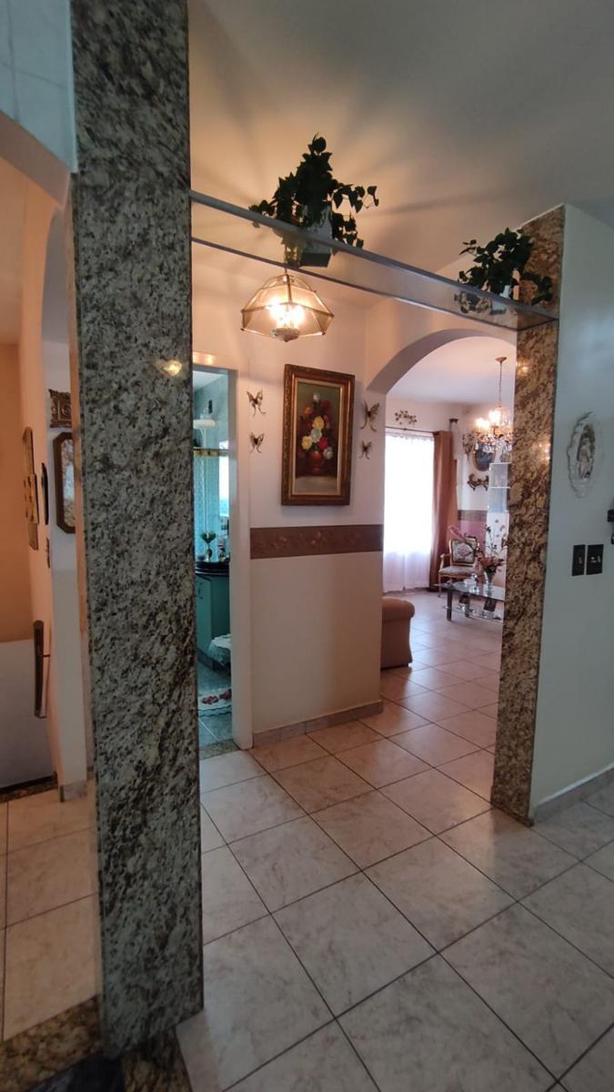 Casa, Serrano, 3 Quartos, 8 Vagas, 1 Suíte
